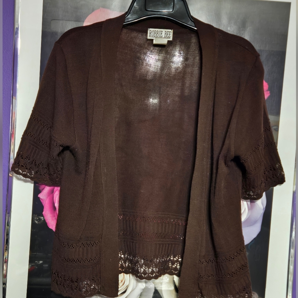 Robbie B Crochet Trim Open Sweater Jrs M